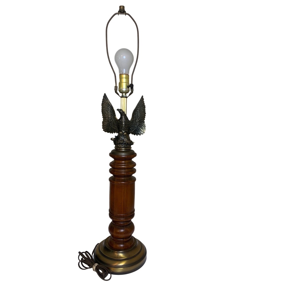 Vintage L&L WMC Brass Eagle Table Lamp‎ Turned Wood Column Americana Decor